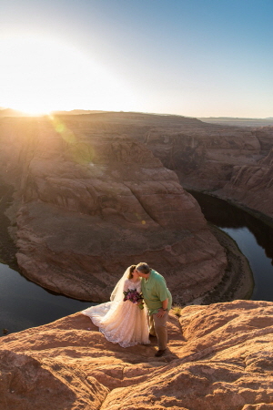 Horseshoe Bend Wedding 