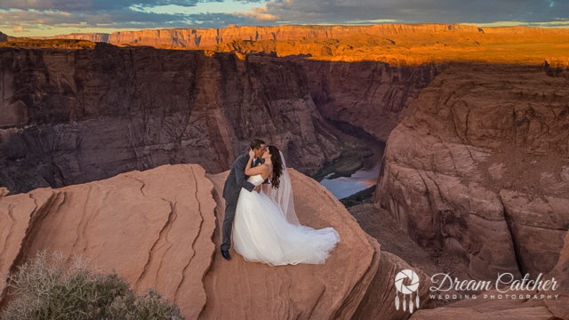 Horseshoe Bend Wedding